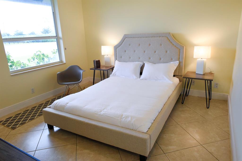 PALM BEACH POINT EAST - Residential Lease