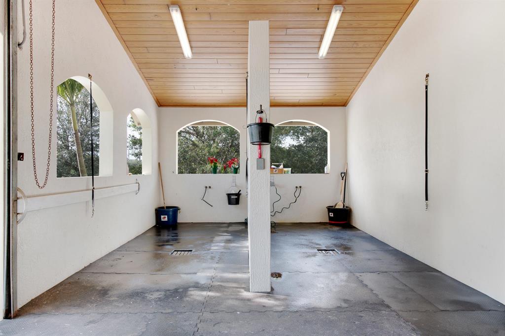 PALM BEACH POINT EAST - Residential Lease