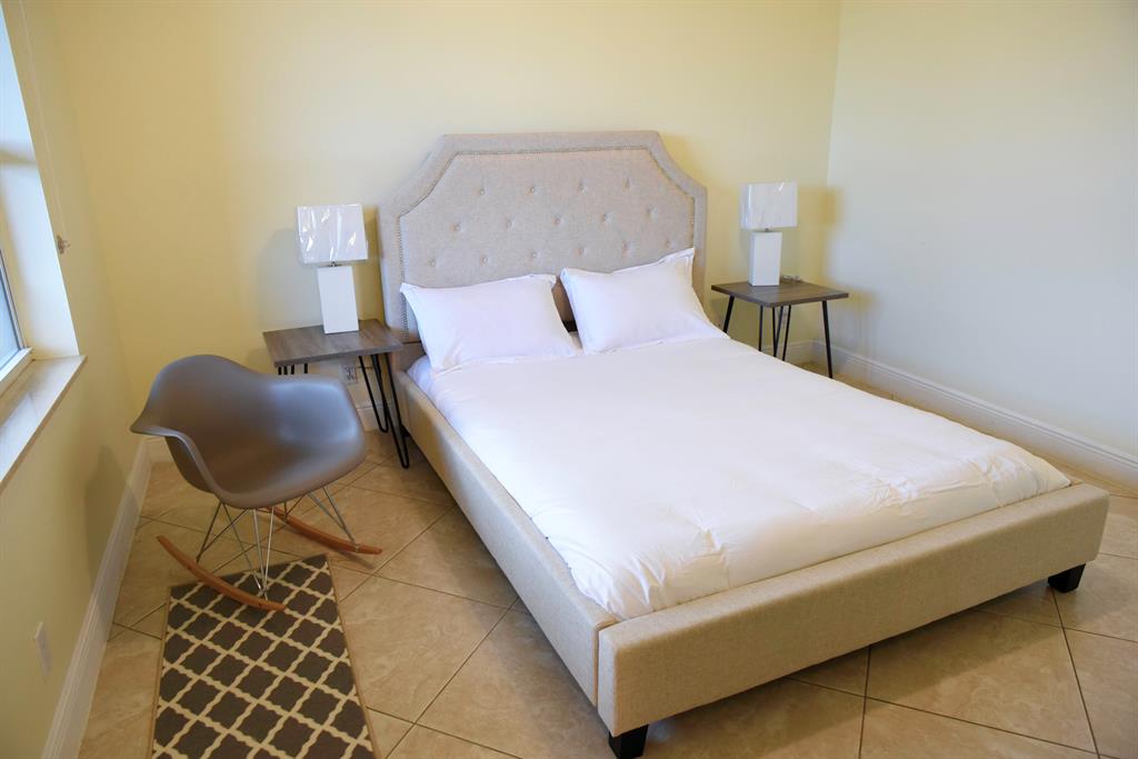 PALM BEACH POINT EAST - Residential Lease