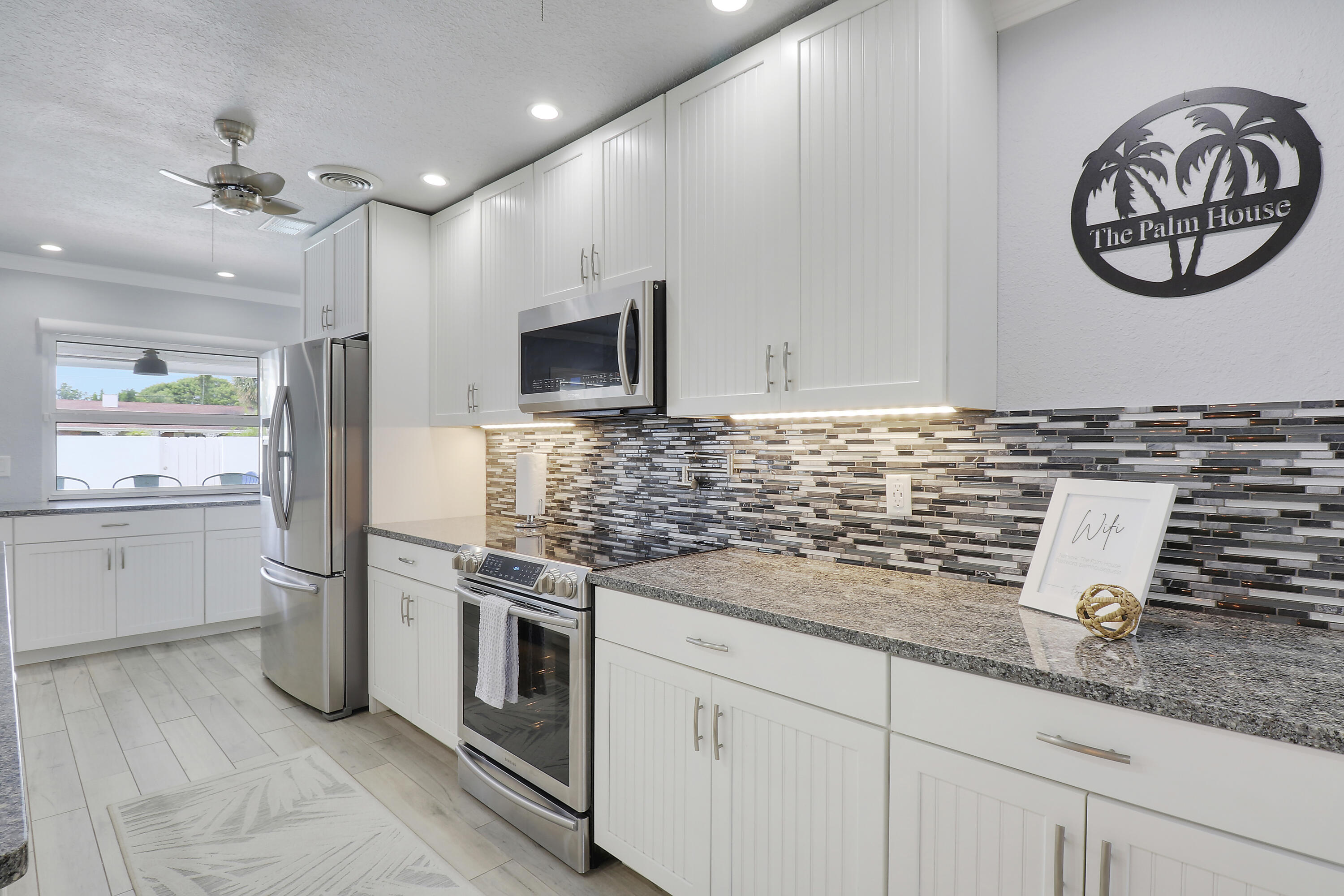 COUNTRY CLUB ADD TO VILLAGE OF NORTH PALM BEACH - Residential Lease