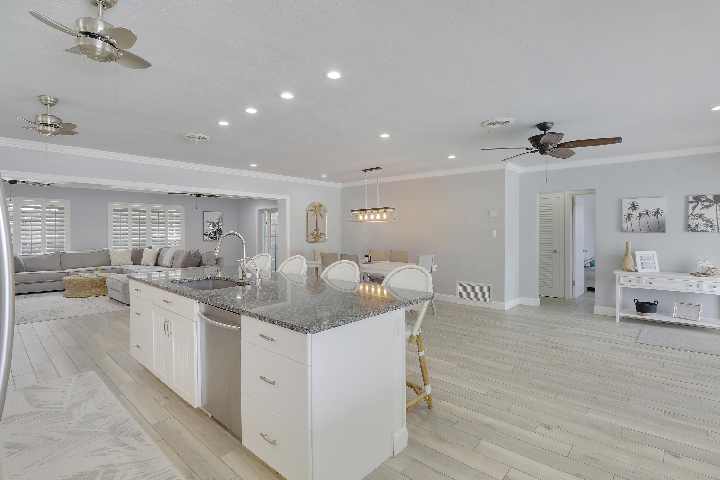 COUNTRY CLUB ADD TO VILLAGE OF NORTH PALM BEACH - Residential Lease