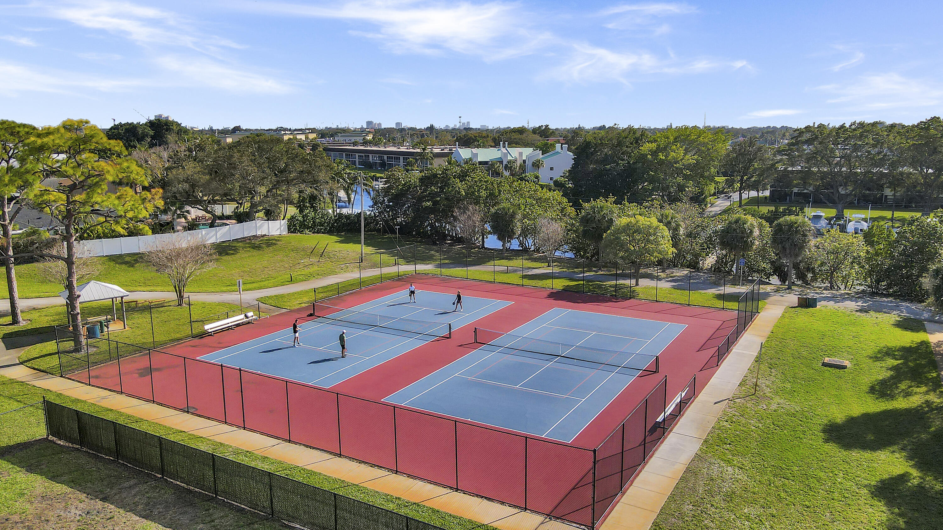 COUNTRY CLUB ADD TO VILLAGE OF NORTH PALM BEACH - Residential Lease