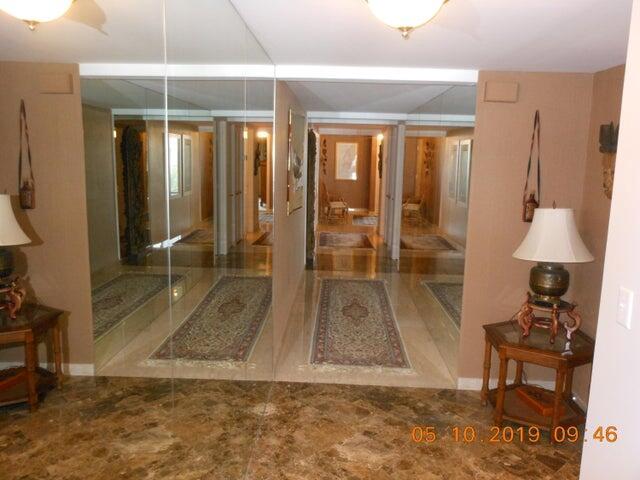PALM BEACH WINDEMERE COND - Residential Lease