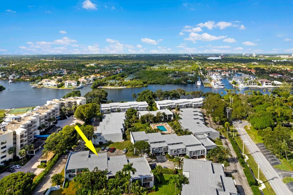 Photo of 388 Golfview Road #E, North Palm Beach, FL 33408 (MLS # R10933366)