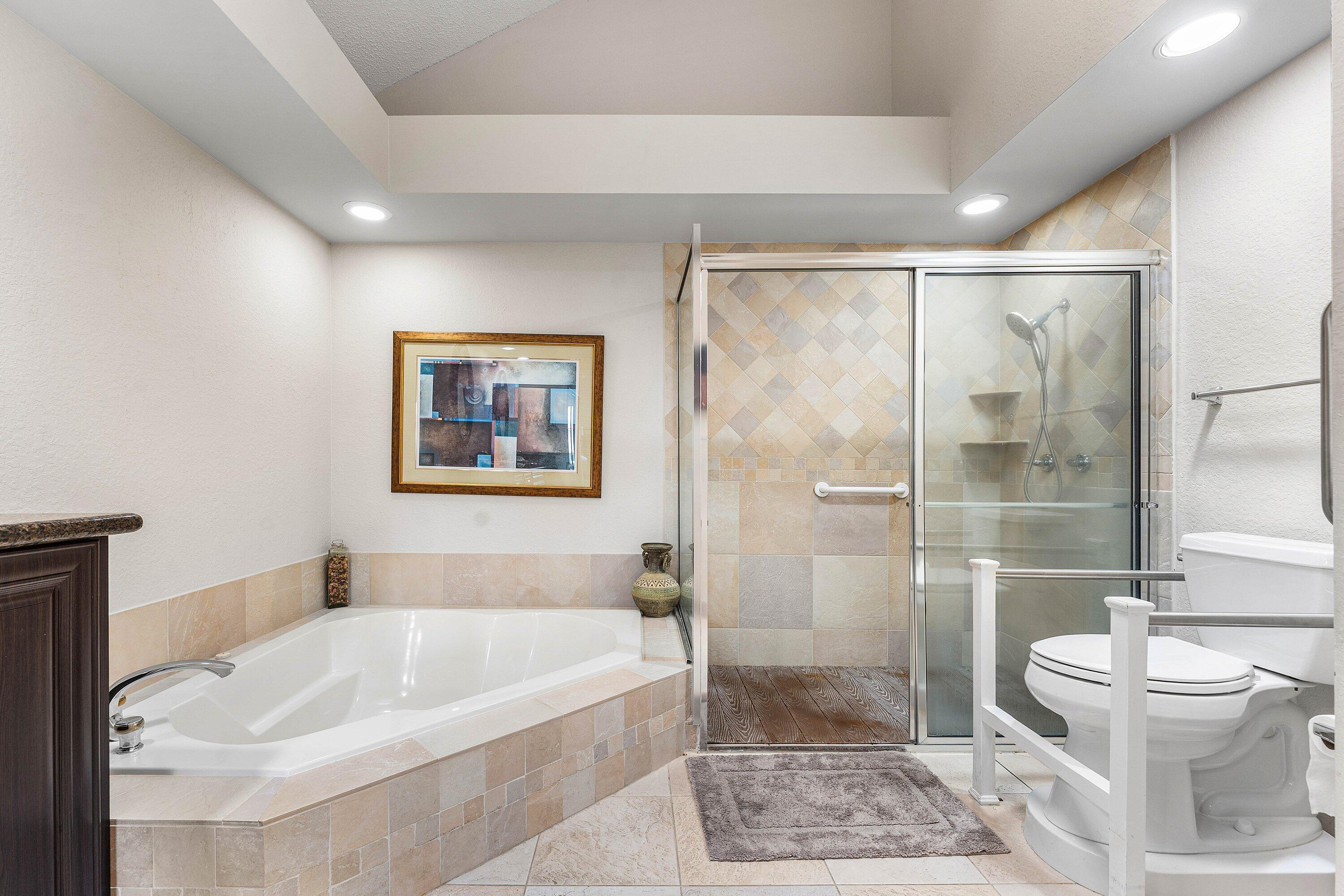 KNIGHTSBRIDGE / POLO CLUB - Residential