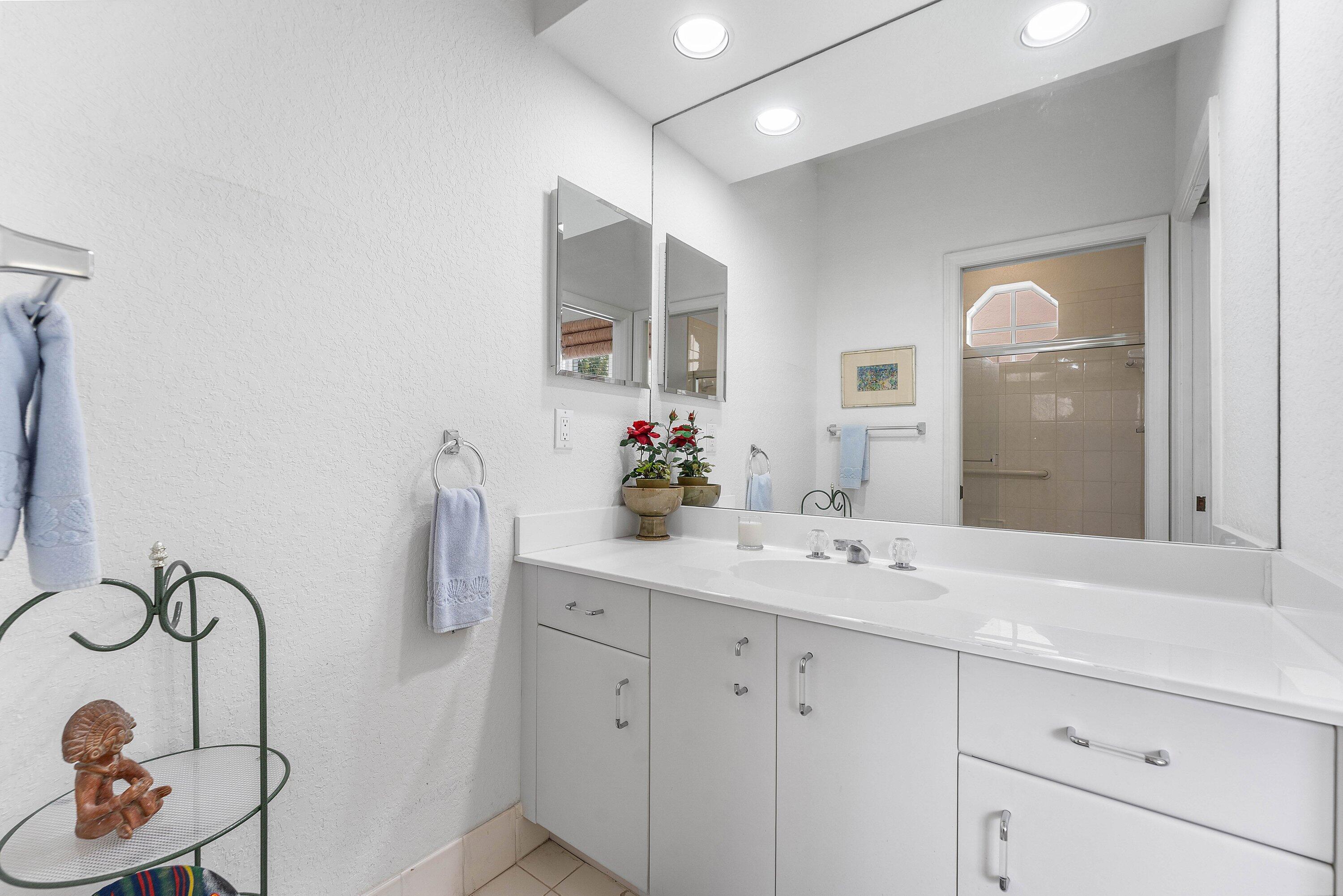 KNIGHTSBRIDGE / POLO CLUB - Residential