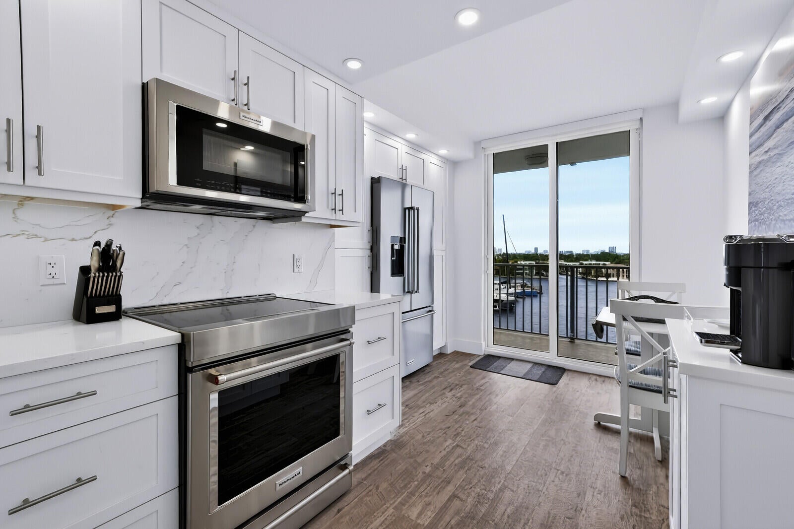 77 S BIRCH Road 7C