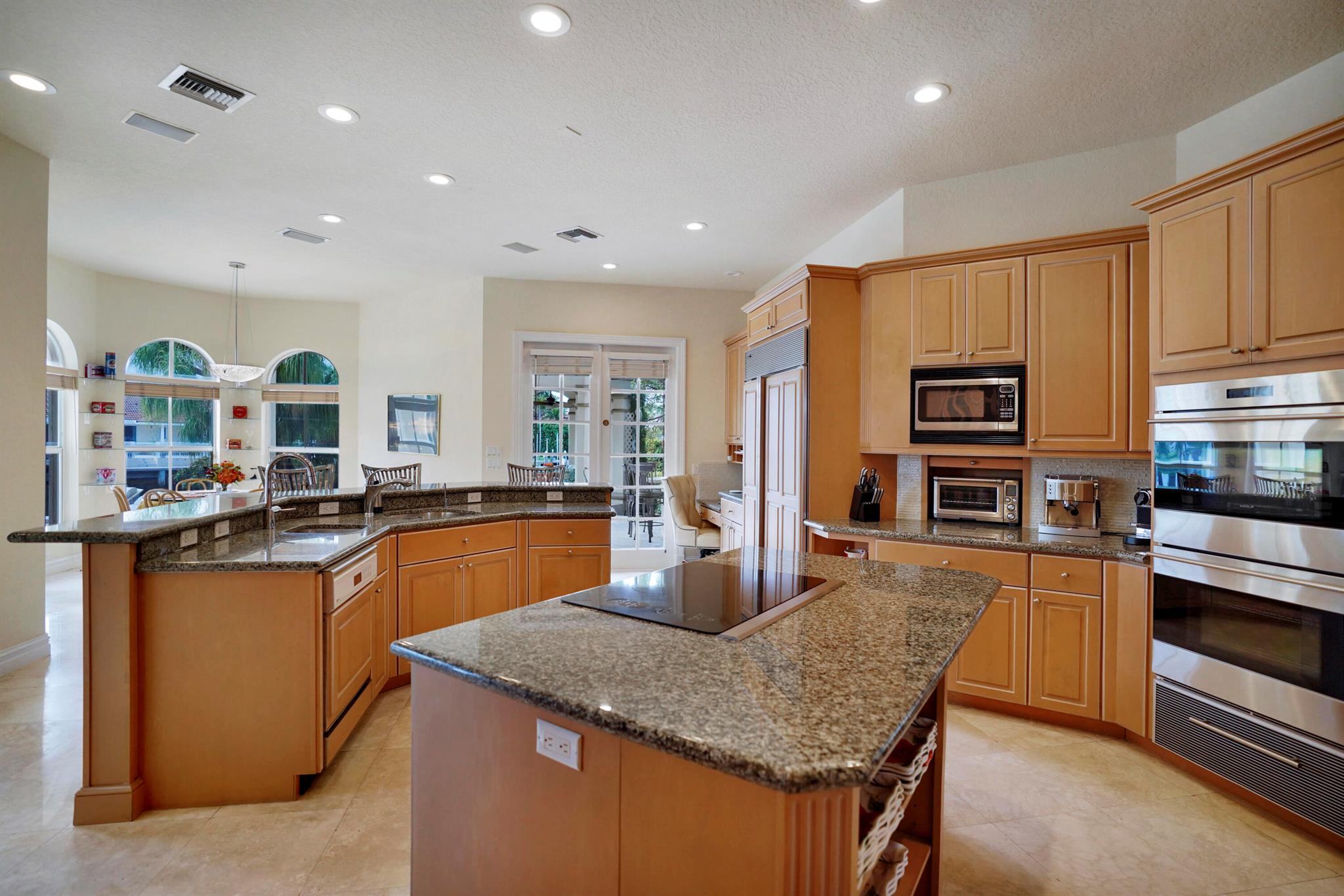 TROPIC ISLE 4TH SEC - Residential