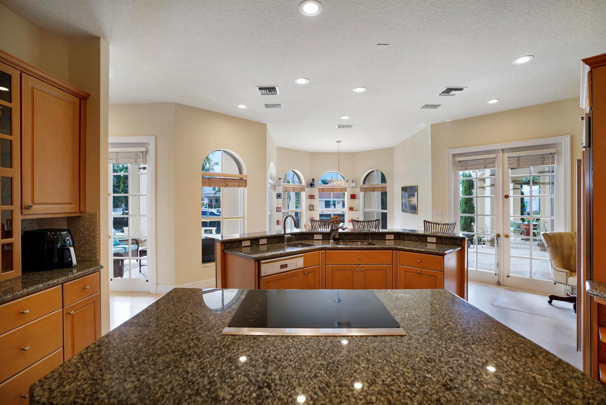 TROPIC ISLE 4TH SEC - Residential