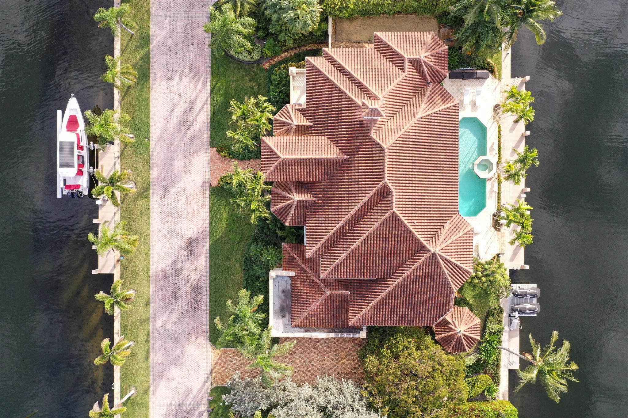 TROPIC ISLE 4TH SEC - Residential