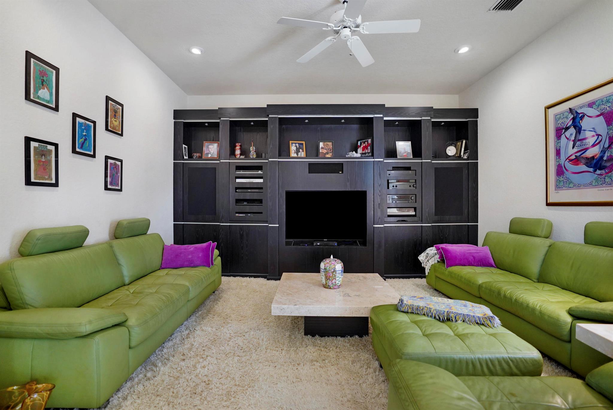 TROPIC ISLE 4TH SEC - Residential