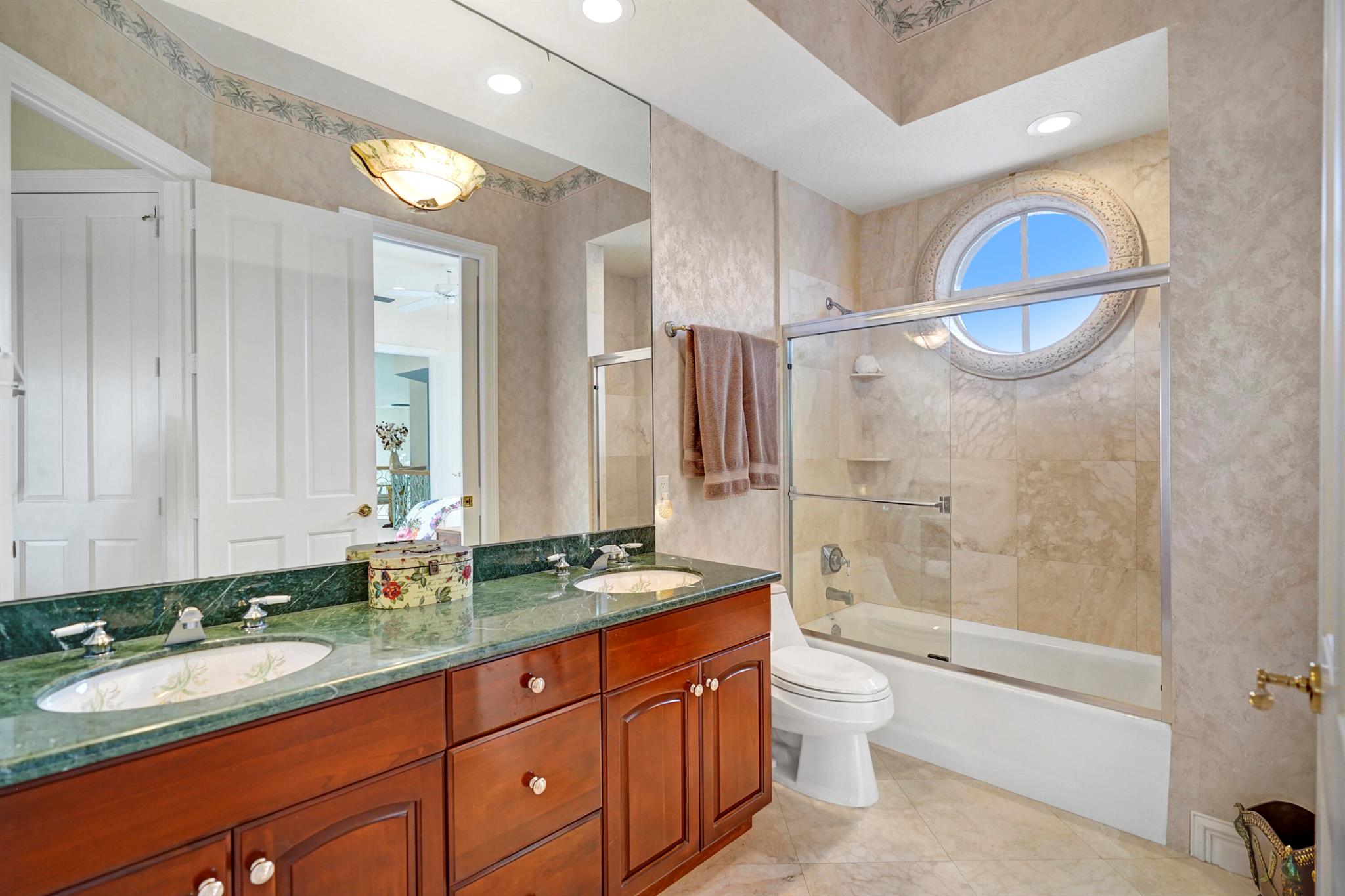 TROPIC ISLE 4TH SEC - Residential