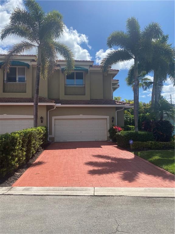 SILVER SHORES - Residential