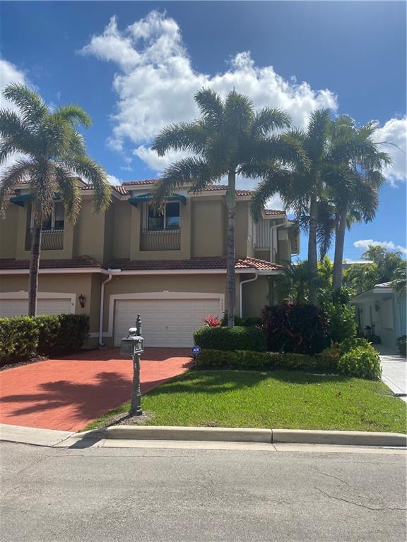 SILVER SHORES - Residential