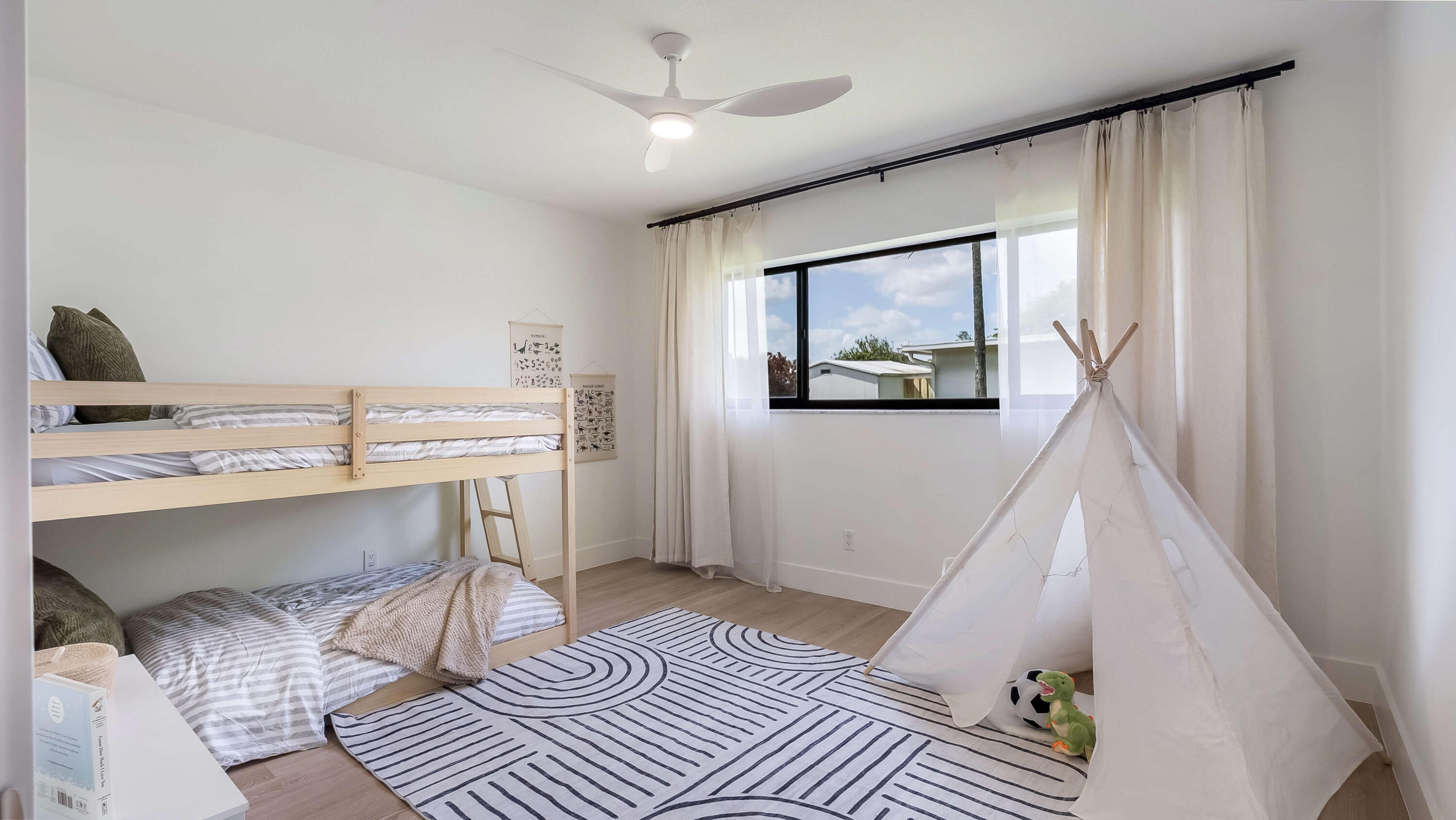 EVERGLADE LAND SALES CO - Residential