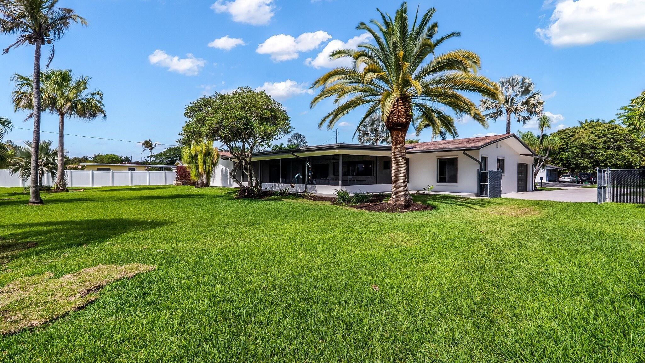 EVERGLADE LAND SALES CO - Residential