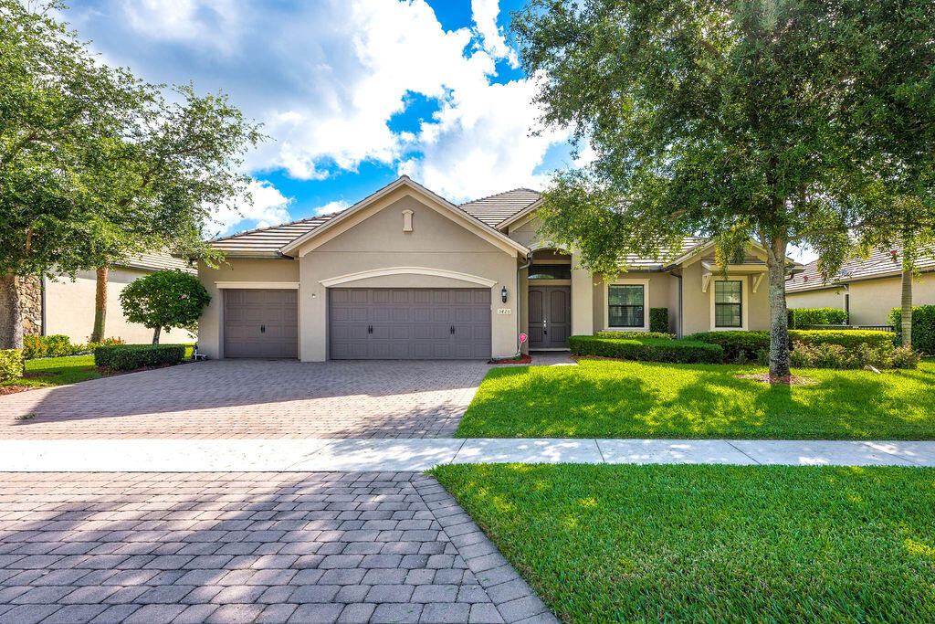 3425 Siena Circle