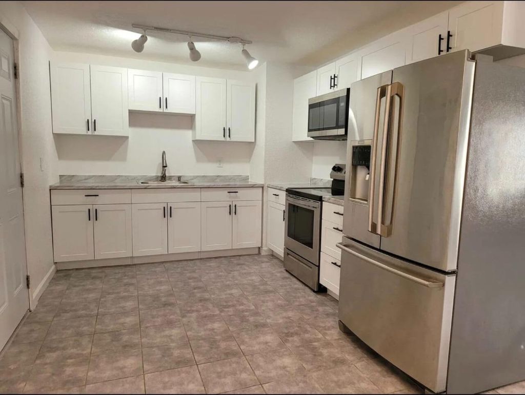 Photo of 2016 Golfview Court, Fort Pierce, FL 34950 (MLS # B26005309)