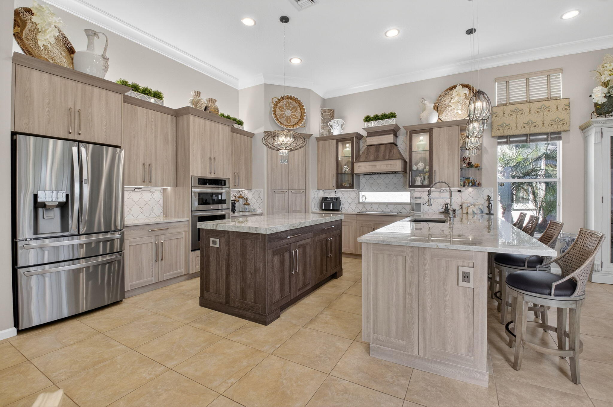 VALENCIA PALMS - Residential