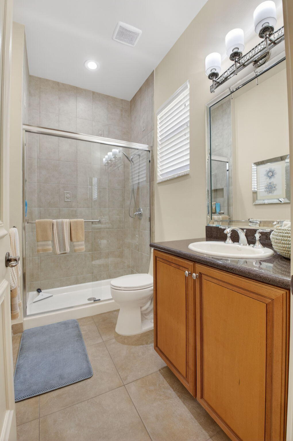 VALENCIA PALMS - Residential