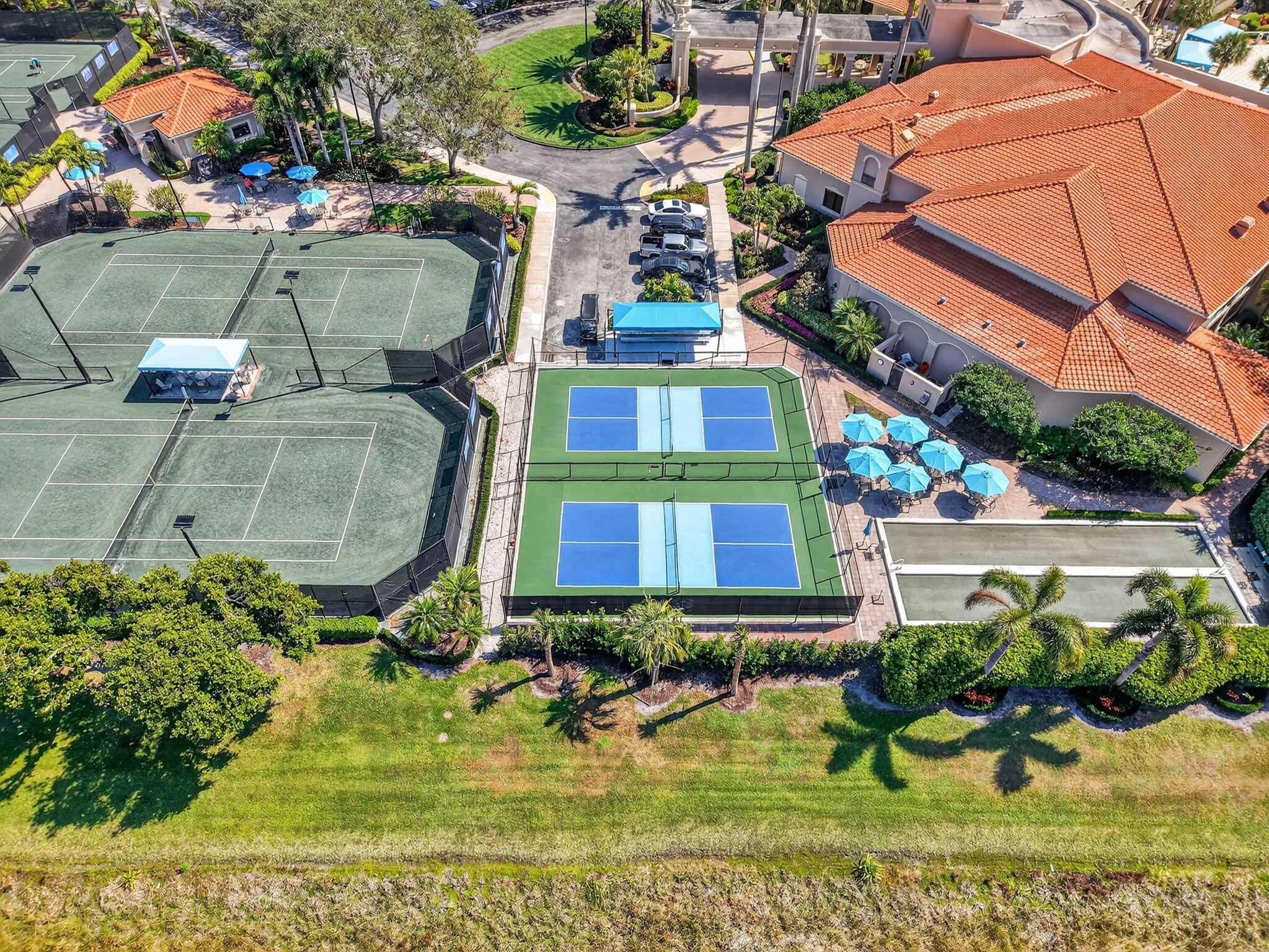 VALENCIA PALMS - Residential