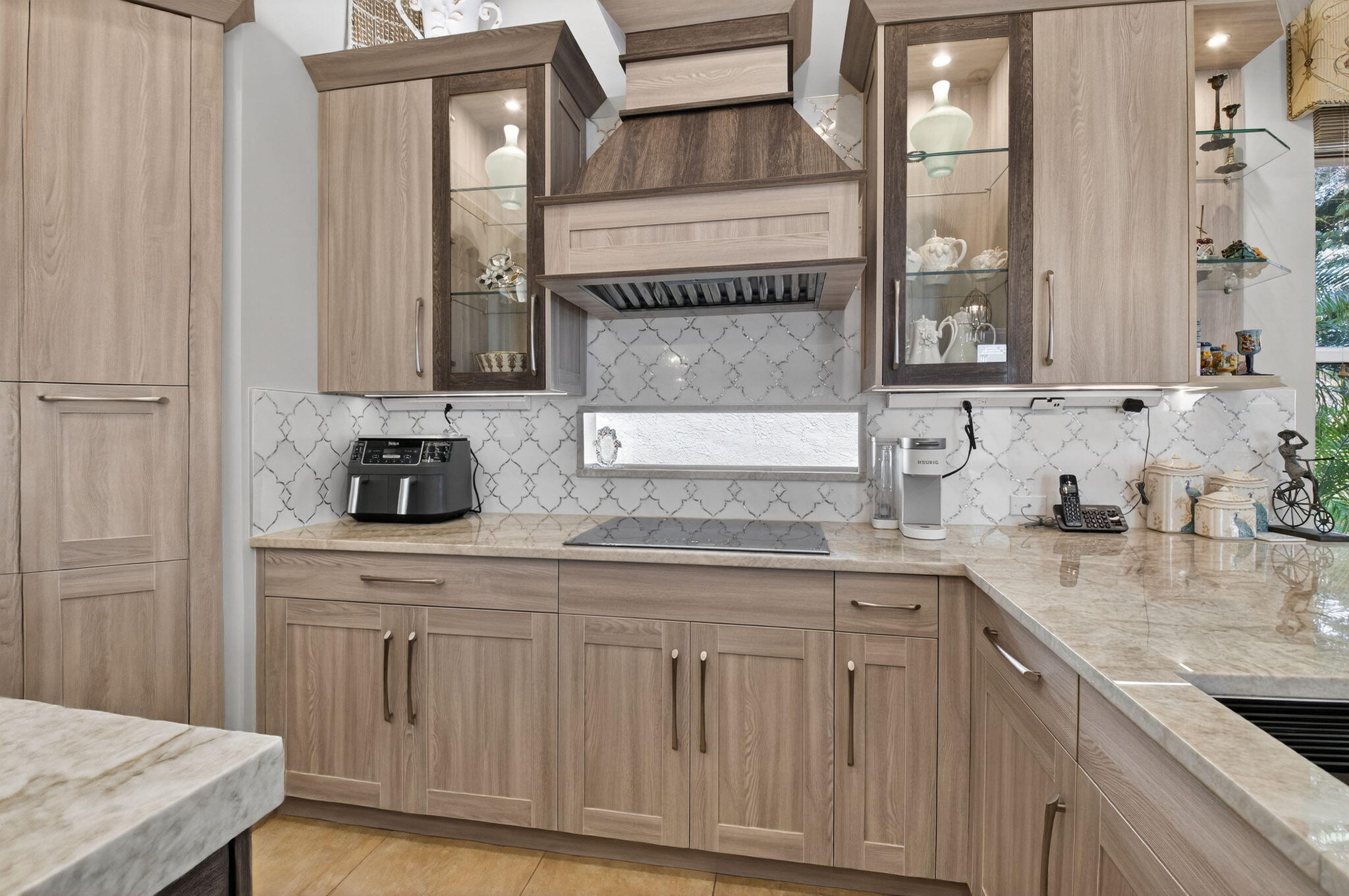 VALENCIA PALMS - Residential