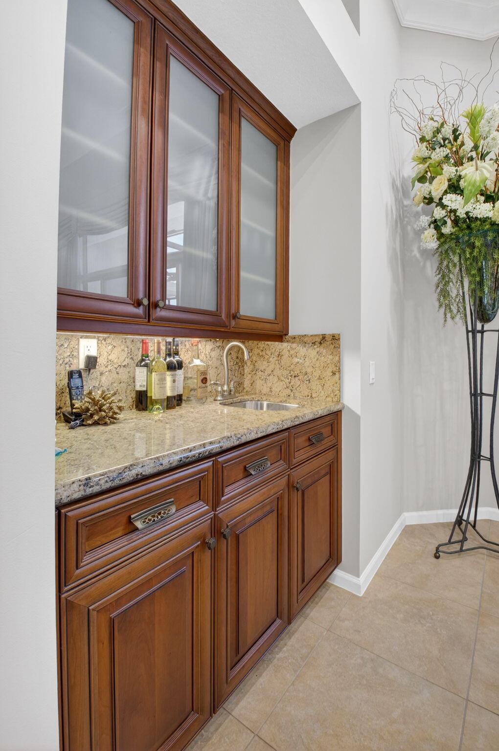 VALENCIA PALMS - Residential