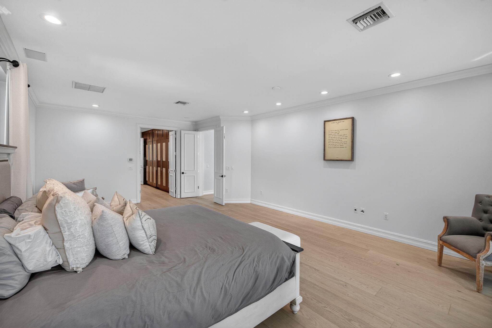 Seven Isles - Residential