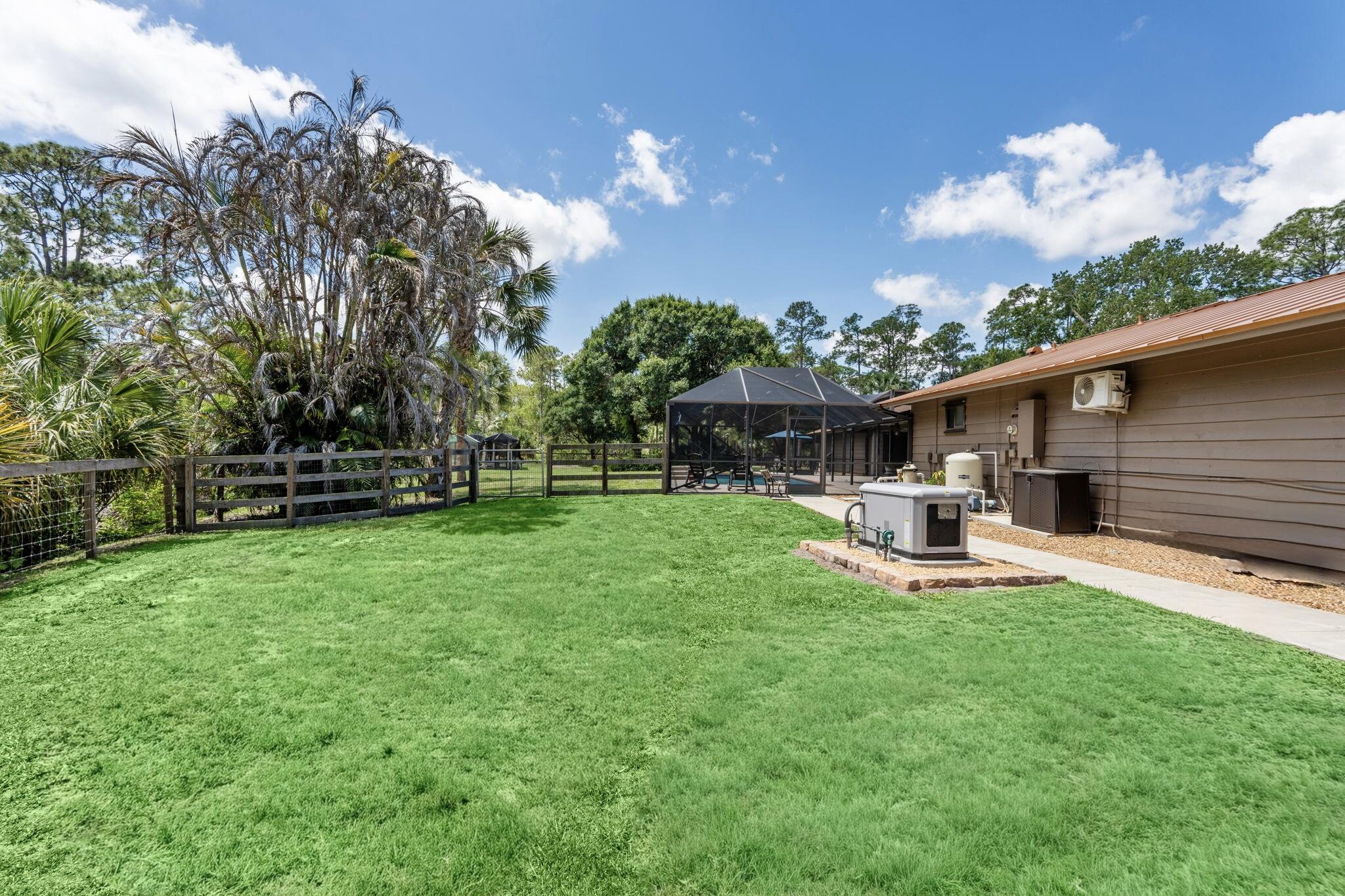 FOXWOOD - Residential