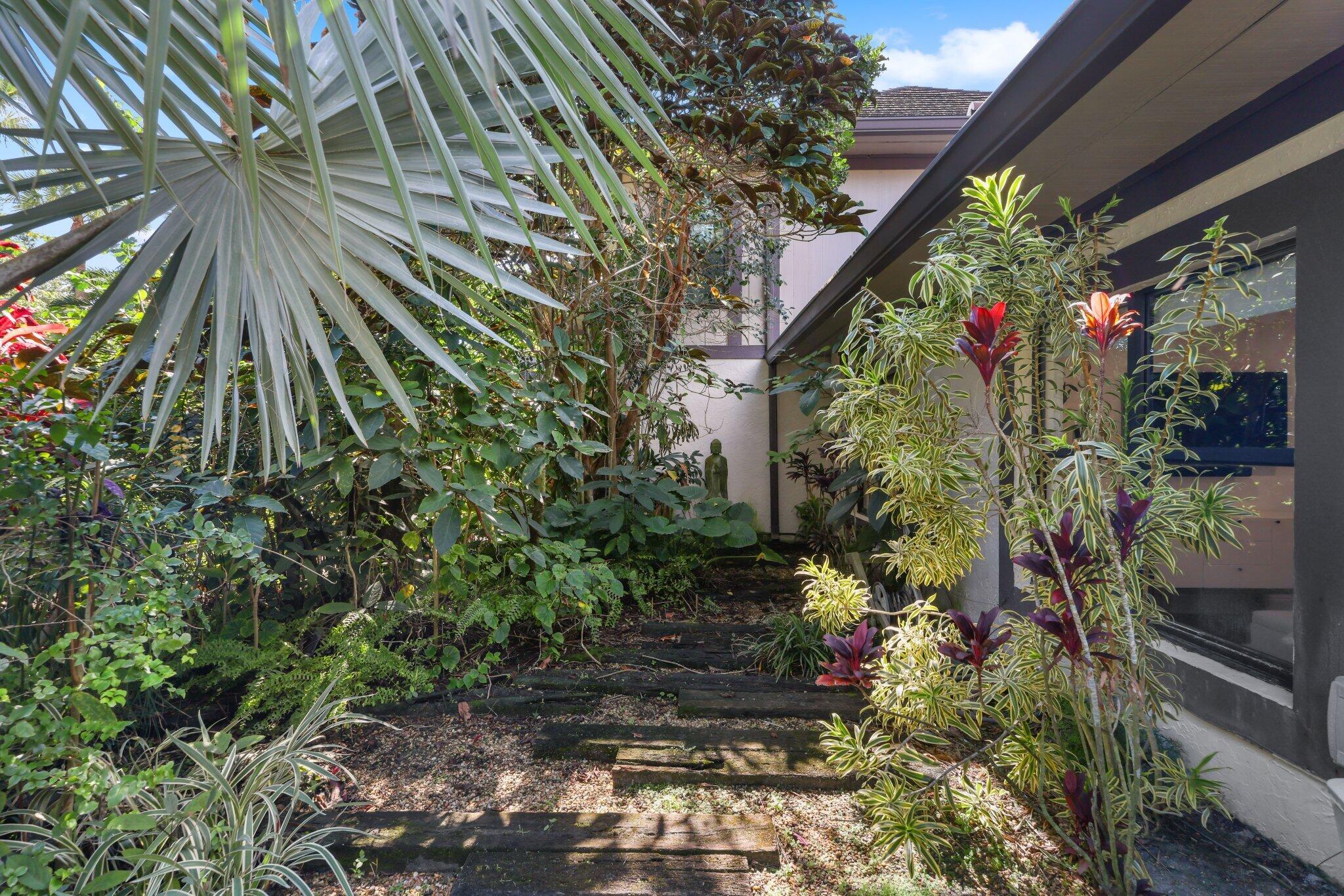 POLO ISLAND CONDO - Residential Lease