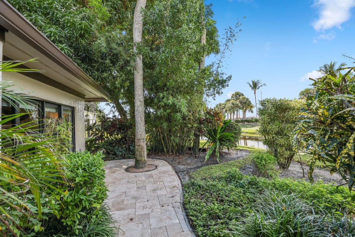 POLO ISLAND CONDO - Residential Lease