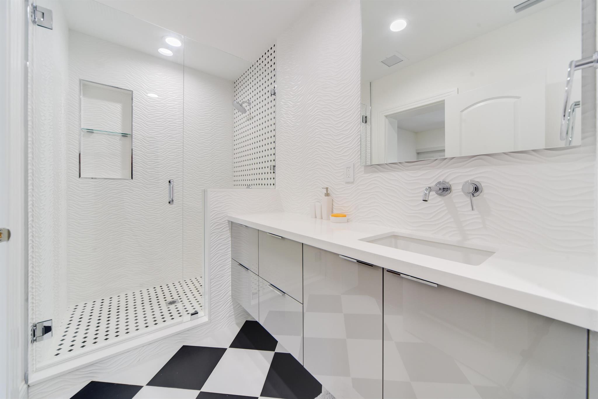 POLO ISLAND CONDO - Residential Lease