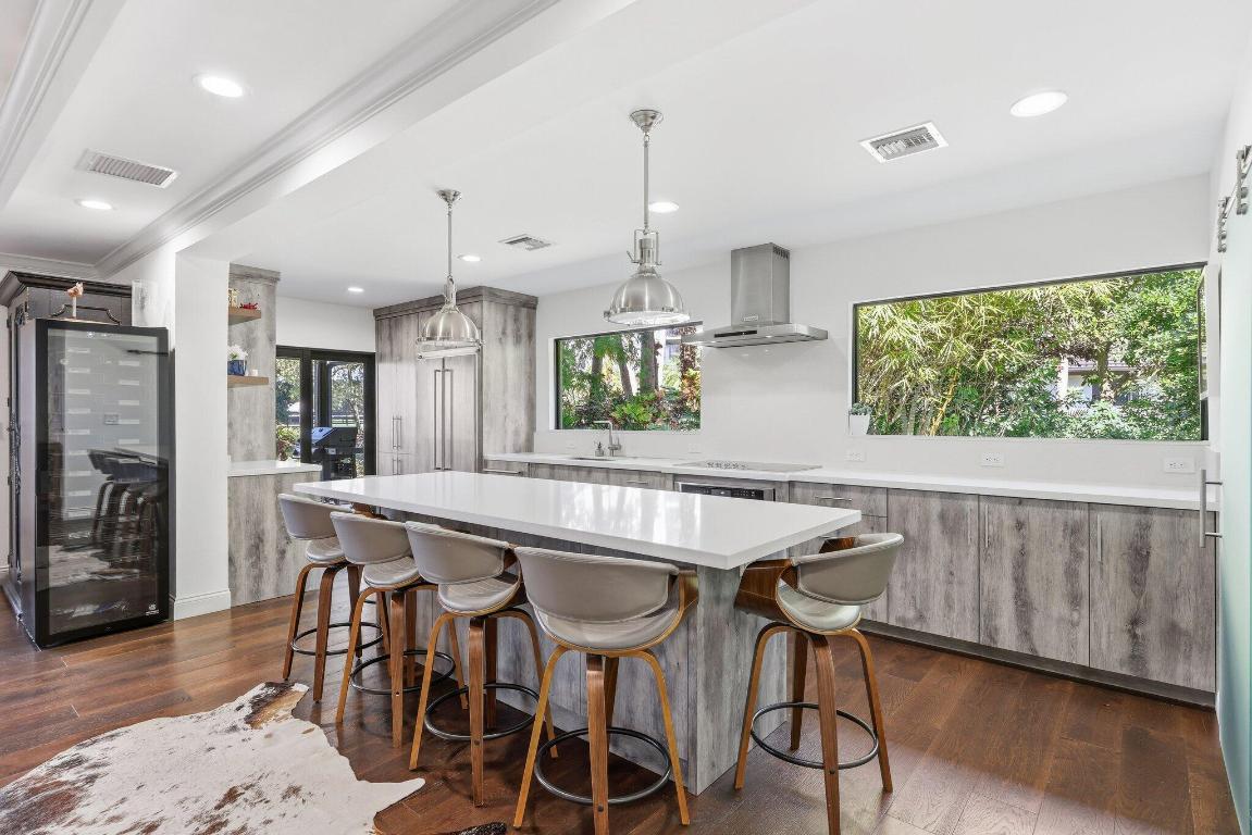 POLO ISLAND CONDO - Residential Lease