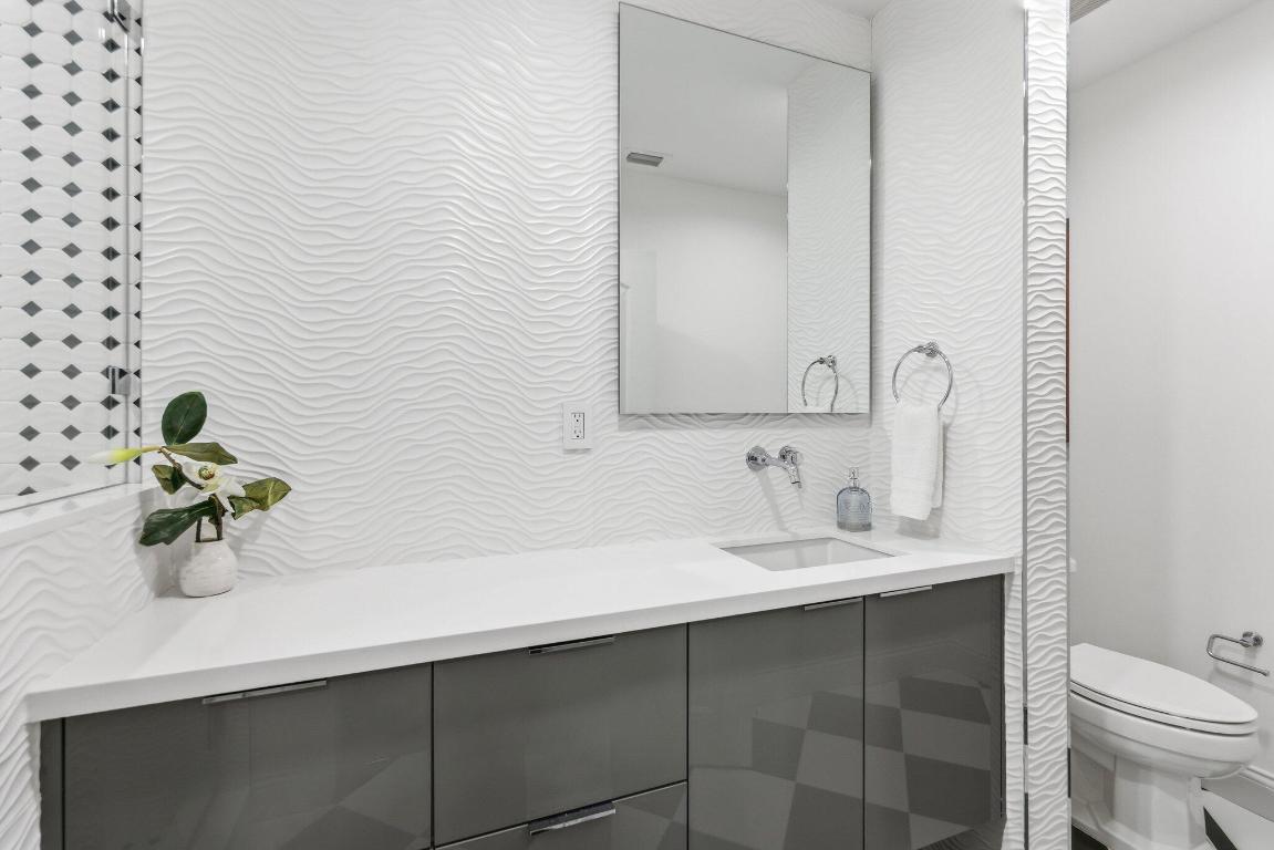 POLO ISLAND CONDO - Residential Lease