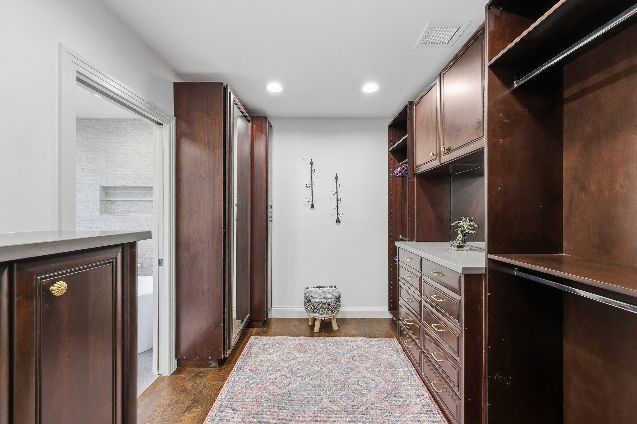 POLO ISLAND CONDO - Residential Lease