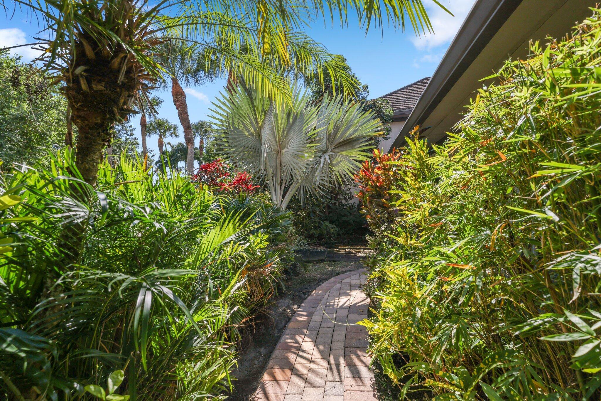 POLO ISLAND CONDO - Residential Lease