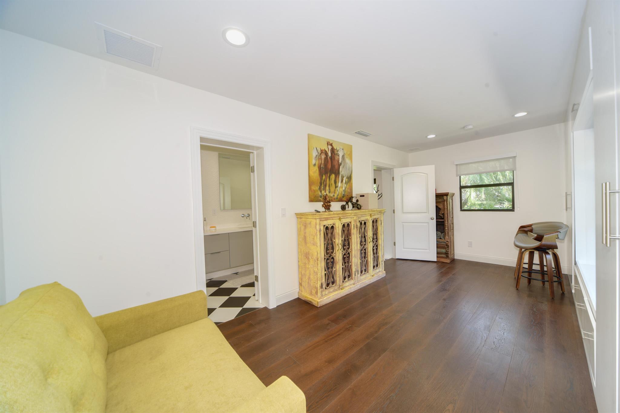 POLO ISLAND CONDO - Residential Lease