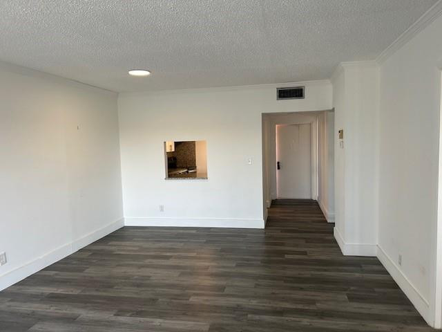 ORIOLE GOLF & TENNIS CLUB - Residential