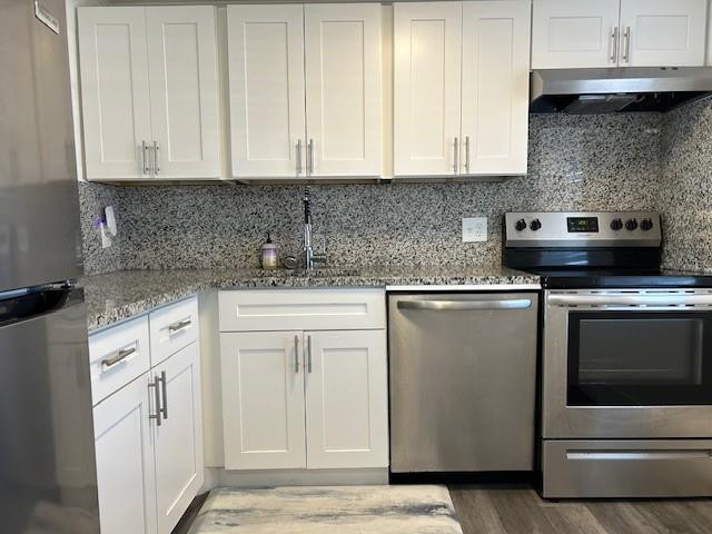 ORIOLE GOLF & TENNIS CLUB - Residential