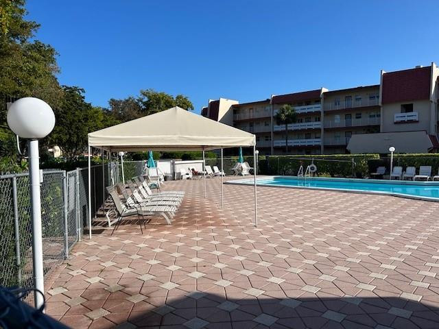 ORIOLE GOLF & TENNIS CLUB - Residential