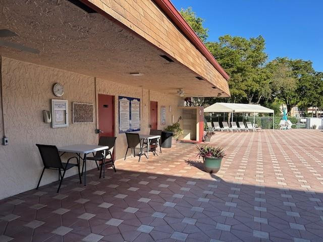 ORIOLE GOLF & TENNIS CLUB - Residential