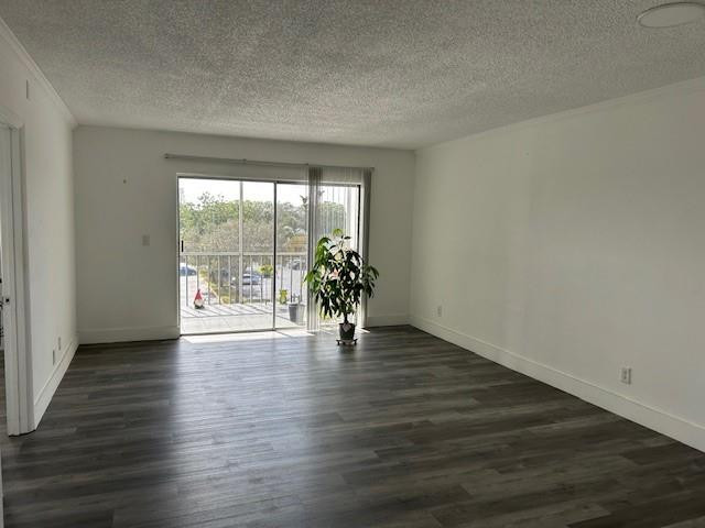 ORIOLE GOLF & TENNIS CLUB - Residential