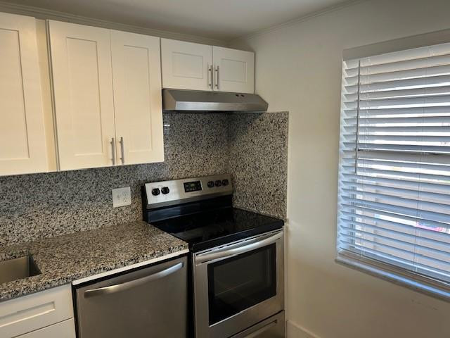 ORIOLE GOLF & TENNIS CLUB - Residential