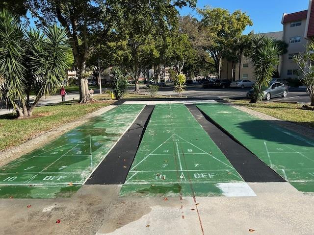 ORIOLE GOLF & TENNIS CLUB - Residential