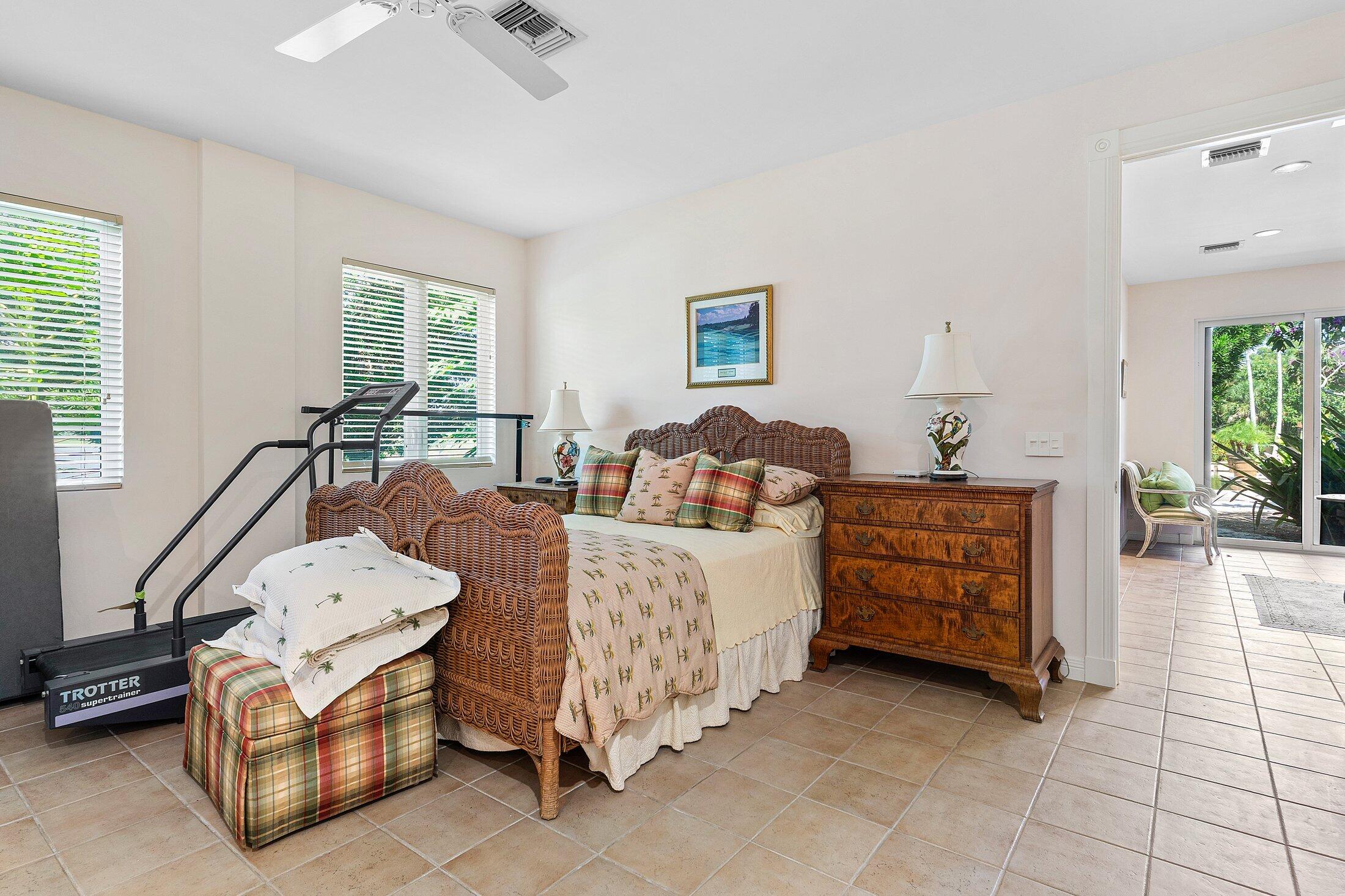 FRENCHMANS CREEK - Residential