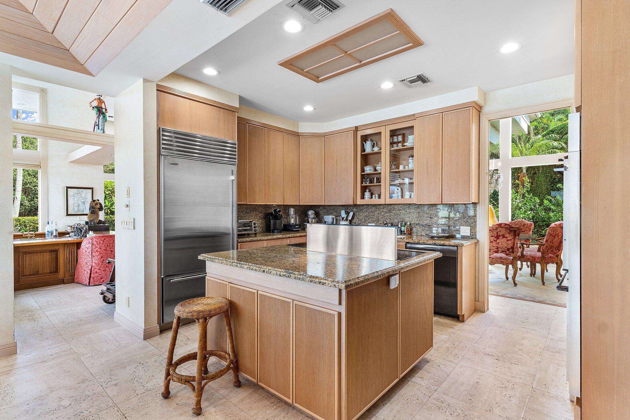 FRENCHMANS CREEK - Residential