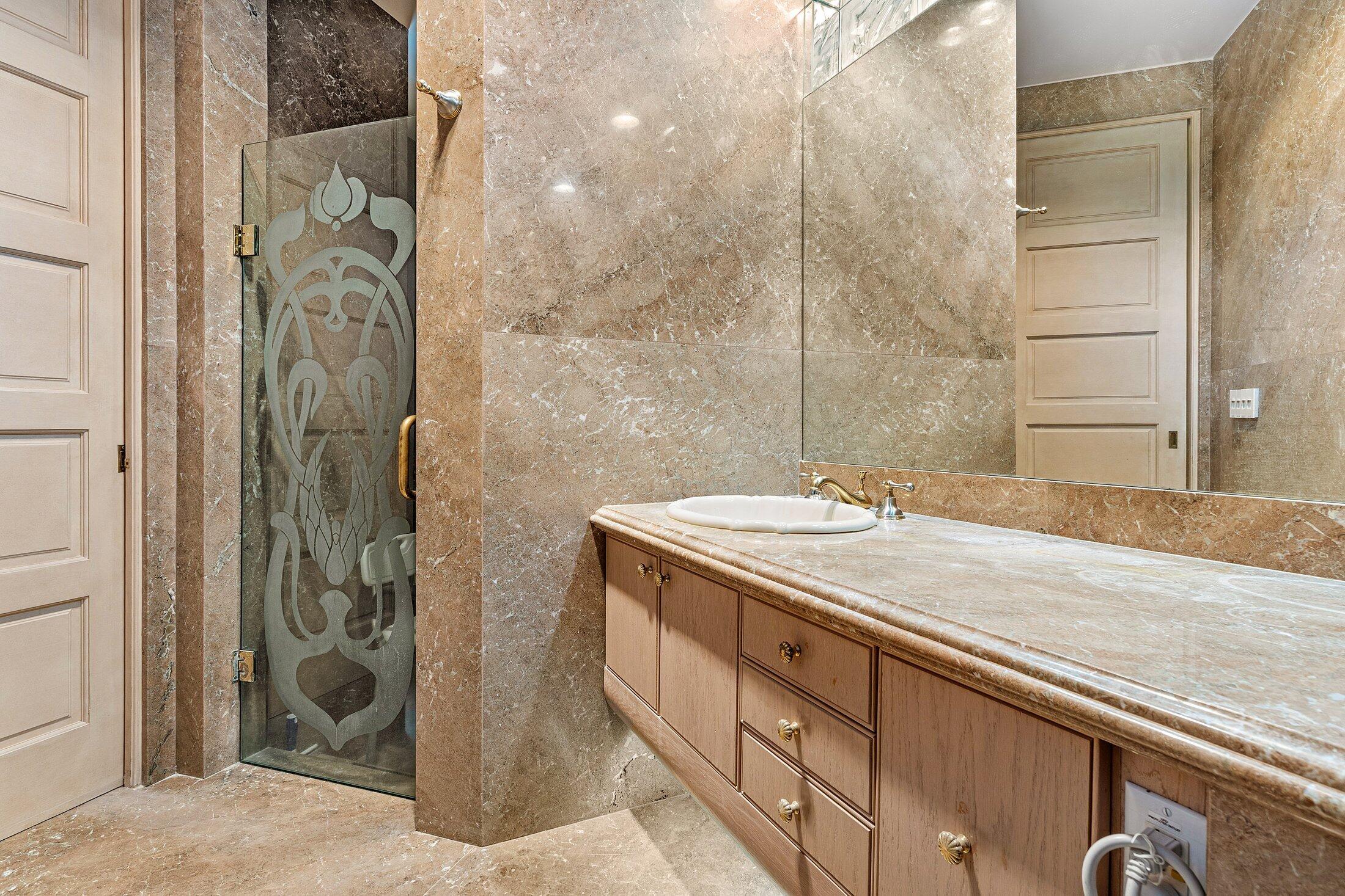 FRENCHMANS CREEK - Residential