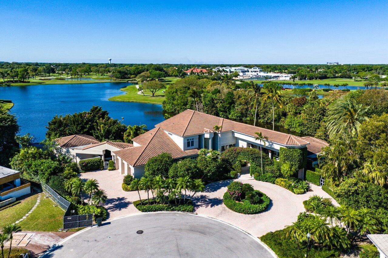 3181 Miro Drive N, Palm Beach Gardens, FL, 33410/$14,500,000 2 3181 Miro Drive N