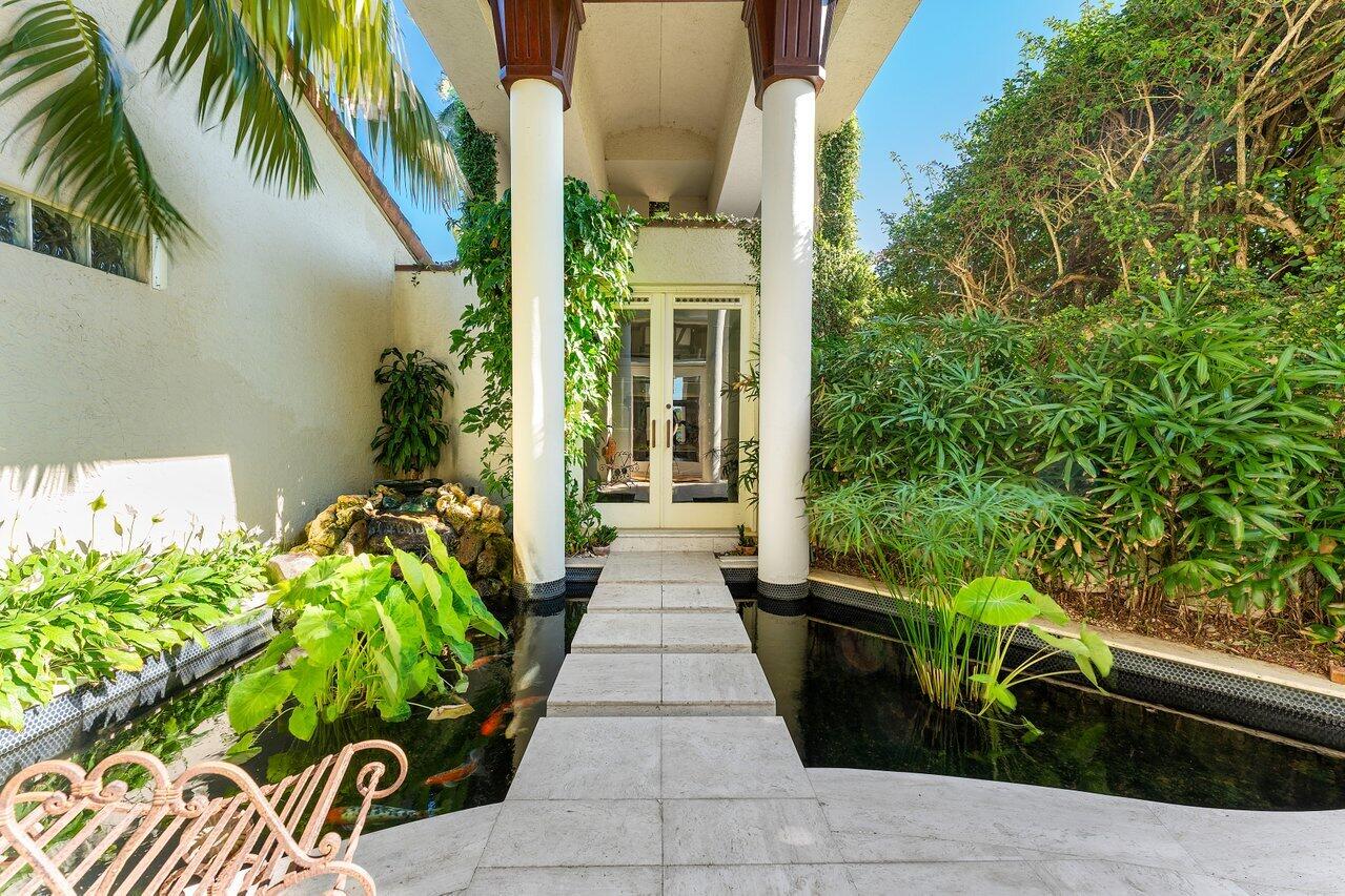 FRENCHMANS CREEK - Residential