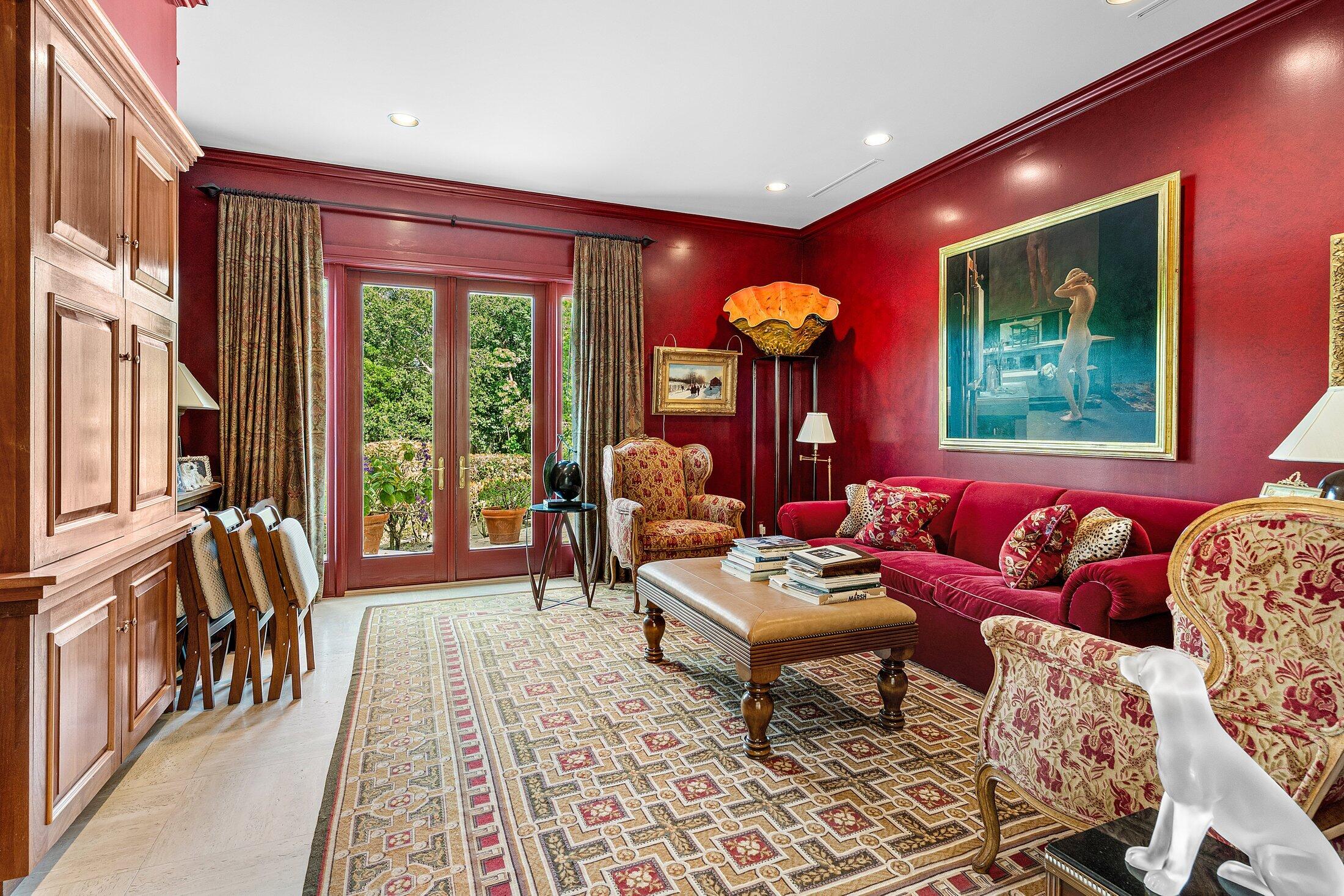 FRENCHMANS CREEK - Residential